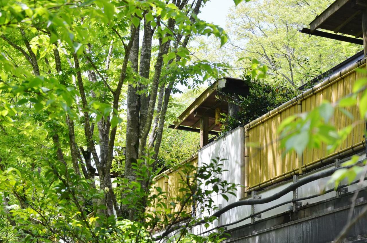 Kurokawa Onsen Oku No Yu Hotell Minamioguni Exteriör bild