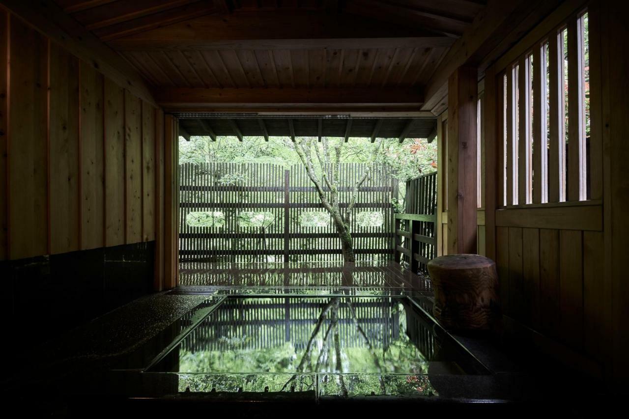 Kurokawa Onsen Oku No Yu Hotell Minamioguni Exteriör bild